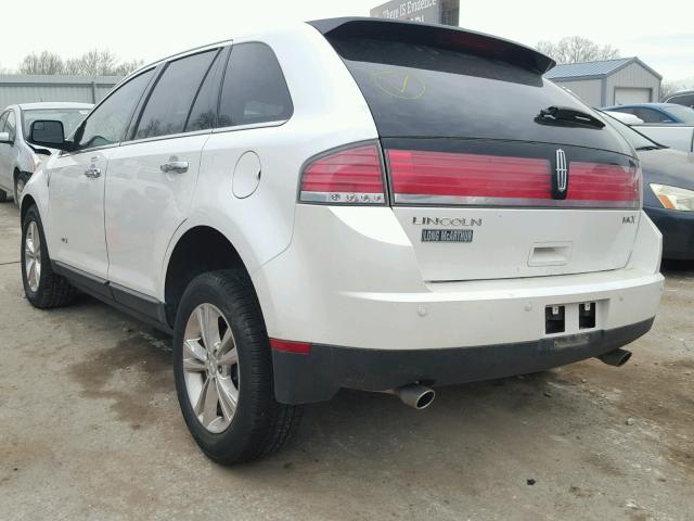 2LMDJ6JC3ABJ08574 - 2010 LINCOLN MKX WHITE photo 3