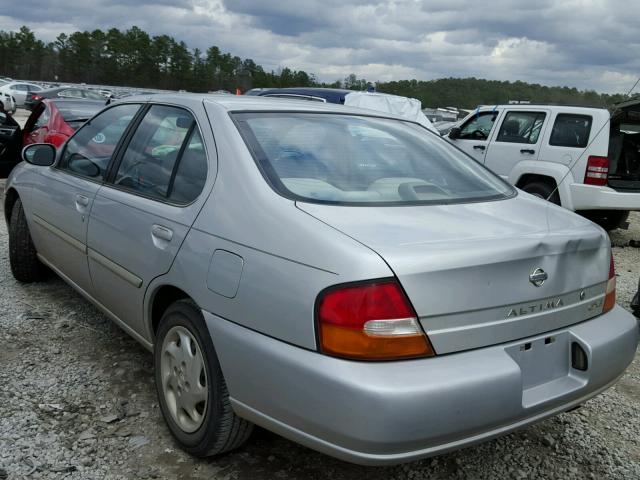 1N4DL01D6XC185325 - 1999 NISSAN ALTIMA XE SILVER photo 3