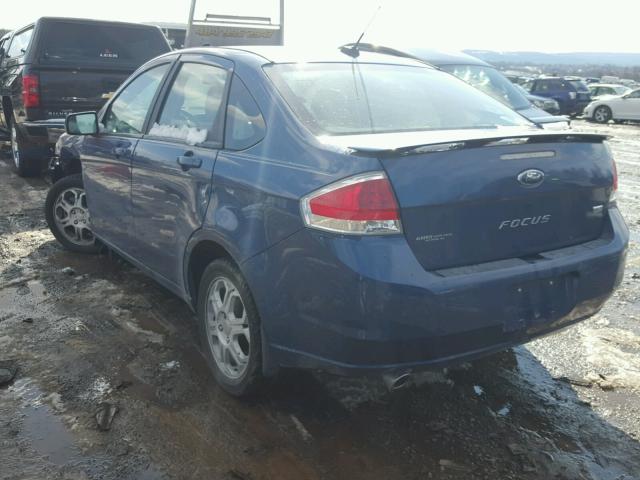 1FAHP35N28W135712 - 2008 FORD FOCUS SE BLUE photo 3