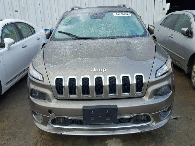 1C4PJLJS4HW510275 - 2017 JEEP CHEROKEE O TAN photo 9