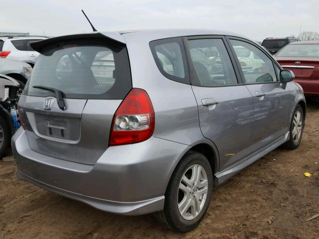 JHMGD38608S024634 - 2008 HONDA FIT GRAY photo 4