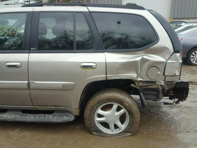 1GKDT13S122461568 - 2002 GMC ENVOY SILVER photo 9