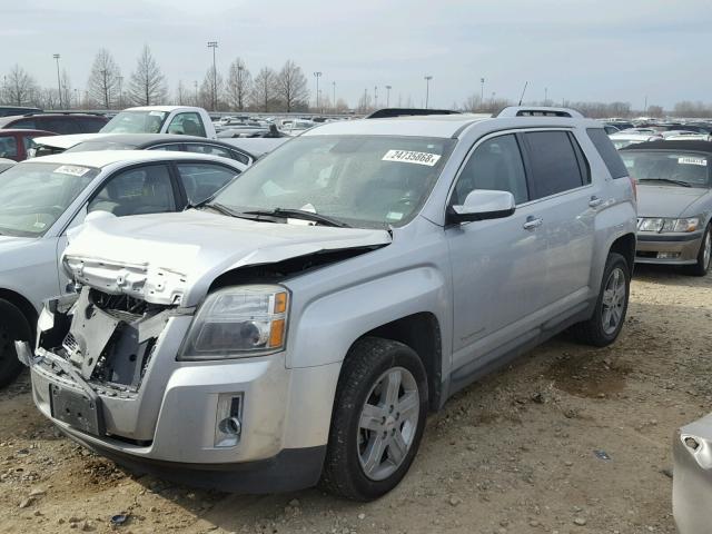 2GKFLWE5XC6150660 - 2012 GMC TERRAIN SL SILVER photo 2