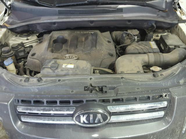 KNDJF724777415359 - 2007 KIA SPORTAGE L WHITE photo 7