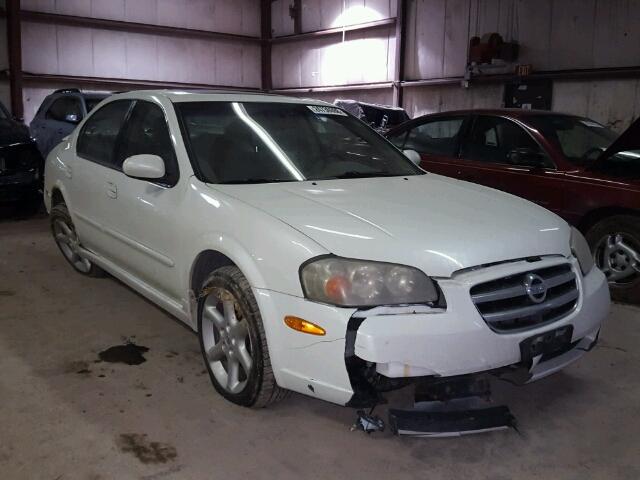 JN1DA31A02T312881 - 2002 NISSAN MAXIMA GLE WHITE photo 1