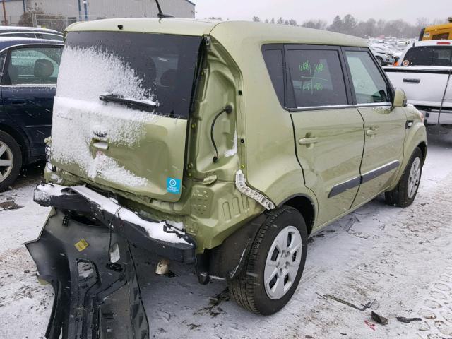 KNDJT2A59D7635717 - 2013 KIA SOUL GREEN photo 4