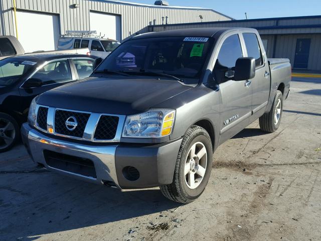 1N6BA07AX6N561027 - 2006 NISSAN TITAN XE CHARCOAL photo 2