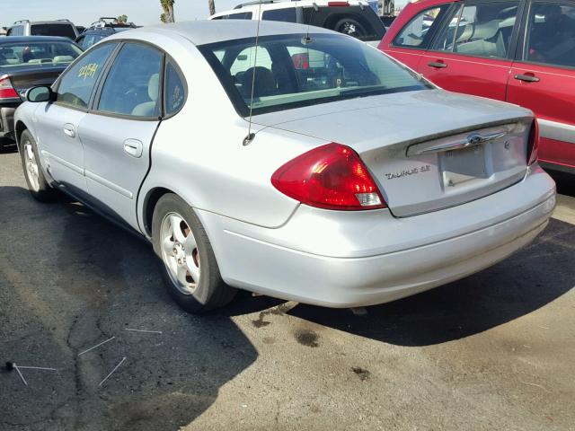 1FAFP53UX2A134146 - 2002 FORD TAURUS SE SILVER photo 3