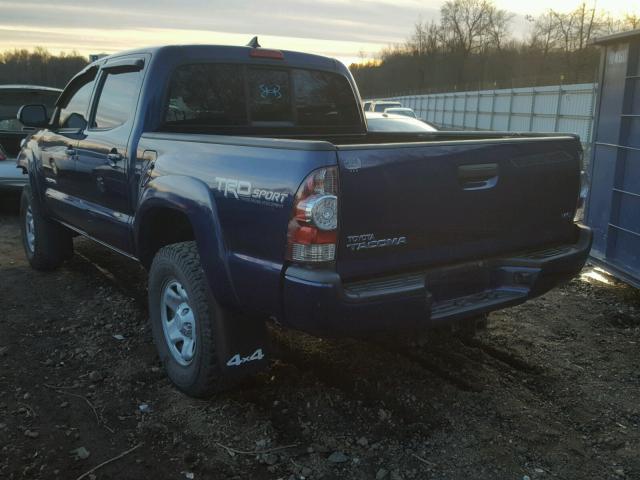 5TFLU4EN2FX120444 - 2015 TOYOTA TACOMA DOU BLUE photo 3