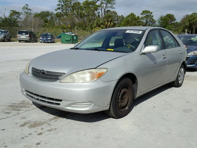 4T1BE32K83U222837 - 2003 TOYOTA CAMRY LE SILVER photo 2