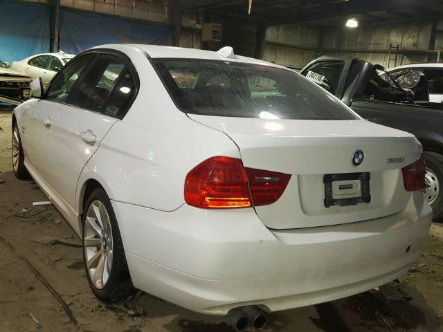 WBAPK7C5XBA821173 - 2011 BMW 328 XI WHITE photo 3