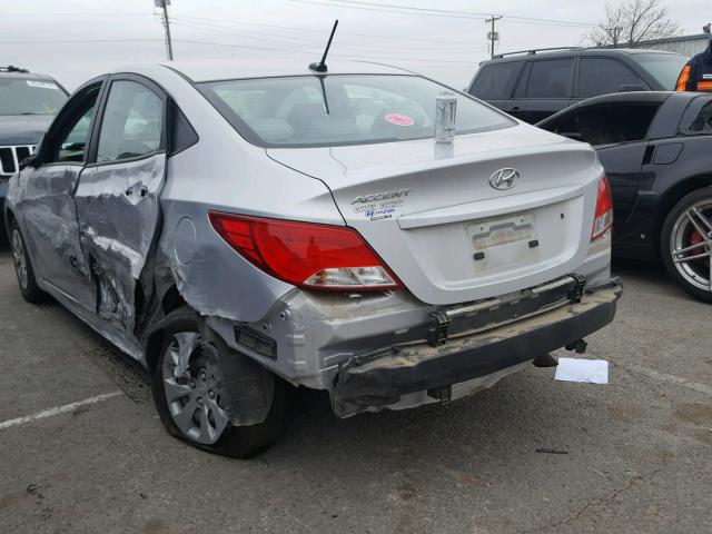 KMHCT4AE3GU110934 - 2016 HYUNDAI ACCENT SE SILVER photo 3