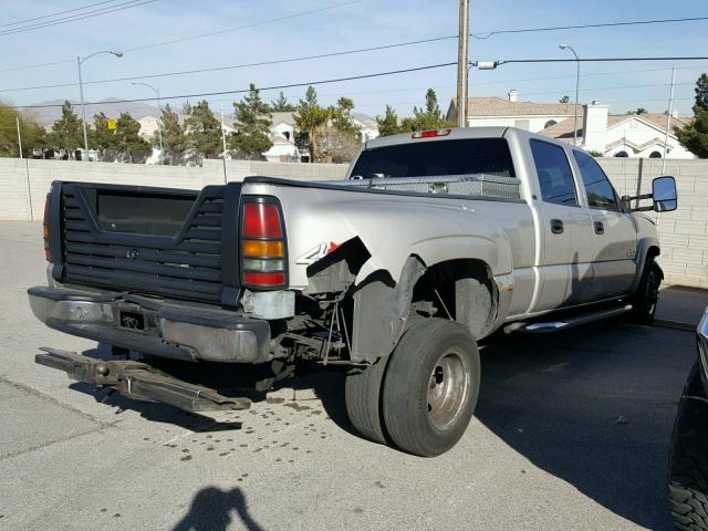 1GCJK33DX6F220542 - 2006 CHEVROLET SILVERADO SILVER photo 4