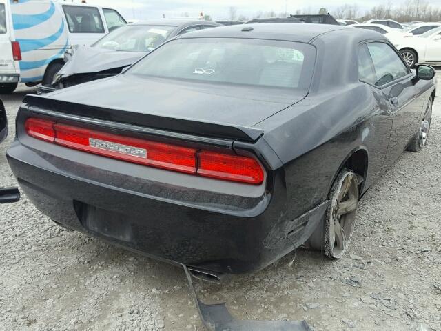 2C3CDYAG8CH121004 - 2012 DODGE CHALLENGER BLACK photo 4