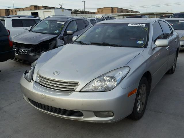 JTHBF30G620085496 - 2002 LEXUS ES 300 GREEN photo 2