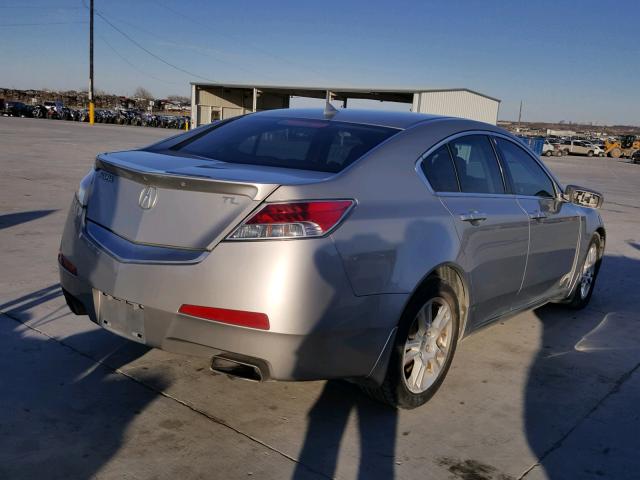 19UUA86559A011598 - 2009 ACURA TL SILVER photo 4