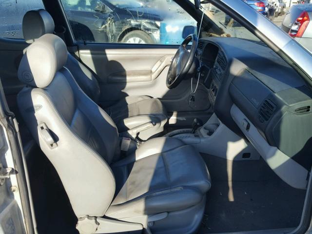 3VWDC21V32M806037 - 2002 VOLKSWAGEN CABRIO GLX 银色 照片 5