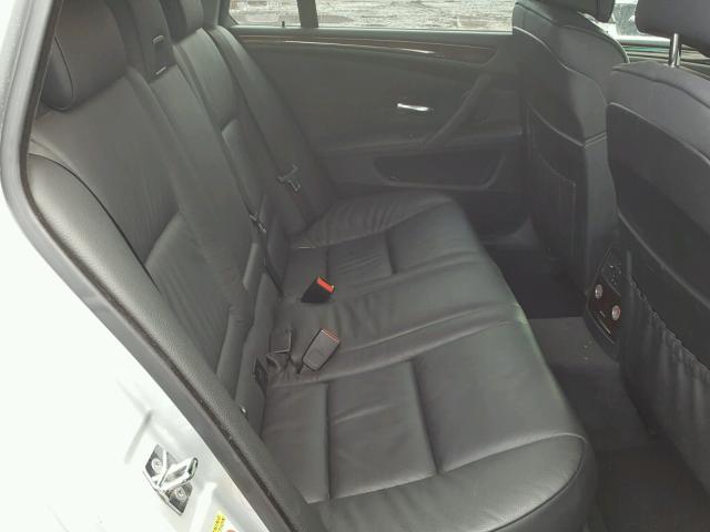 WBAPT73528CX00079 - 2008 BMW 535 XI 银色 照片 6