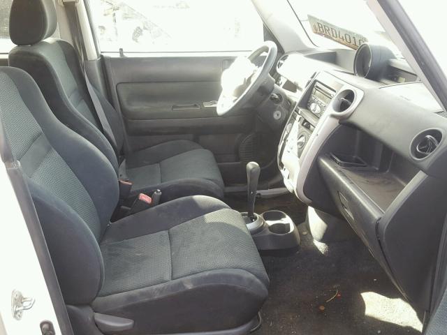 JTLKT324264062619 - 2006 TOYOTA SCION XB 白色 照片 5
