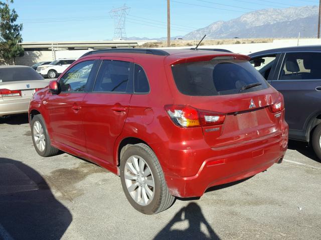 JA4AP4AU9BZ013797 - 2011 MITSUBISHI OUTLANDER RED photo 3