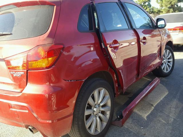 JA4AP4AU9BZ013797 - 2011 MITSUBISHI OUTLANDER RED photo 9