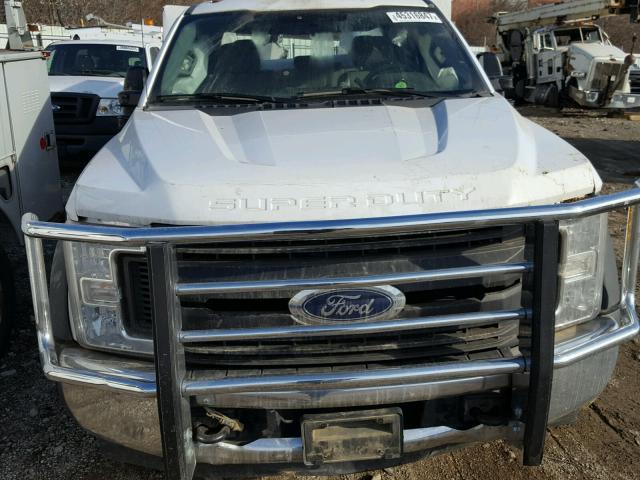 1FD0X4GT6HEC66815 - 2017 FORD F450 SUPER WHITE photo 7