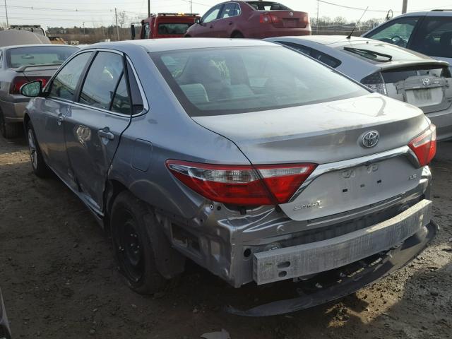 4T4BF1FK3GR520591 - 2016 TOYOTA CAMRY LE GRAY photo 3