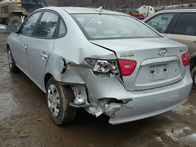 KMHDU4AD1AU889167 - 2010 HYUNDAI ELANTRA BL SILVER photo 3