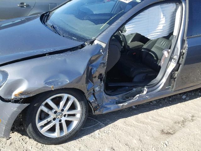 WVWDM9AJ6BW160711 - 2011 VOLKSWAGEN GOLF 灰色 照片 9
