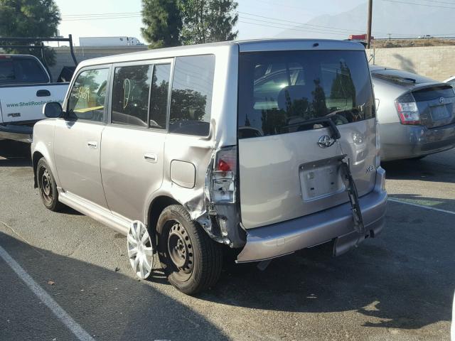 JTLKT334864082436 - 2006 TOYOTA SCION XB SILVER photo 3