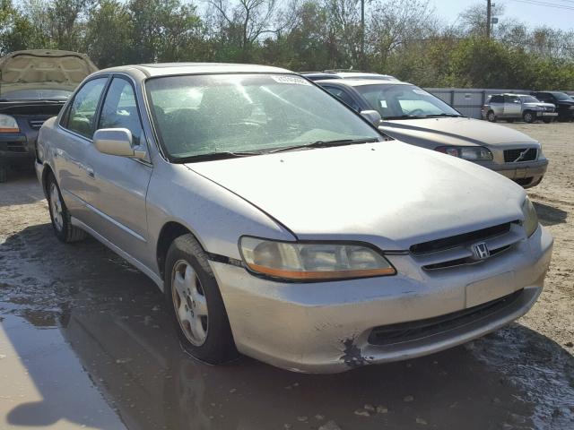 1HGCG1653XA039026 - 1999 HONDA ACCORD EX SILVER photo 1