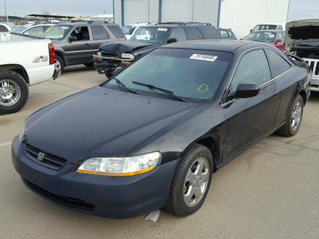 1HGCG2256XA026699 - 1999 HONDA ACCORD EX BLACK photo 2