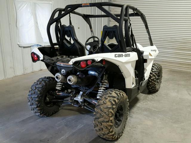 3JBPVAP25JJ000172 - 2018 CAN-AM MAVERICK X WHITE photo 4