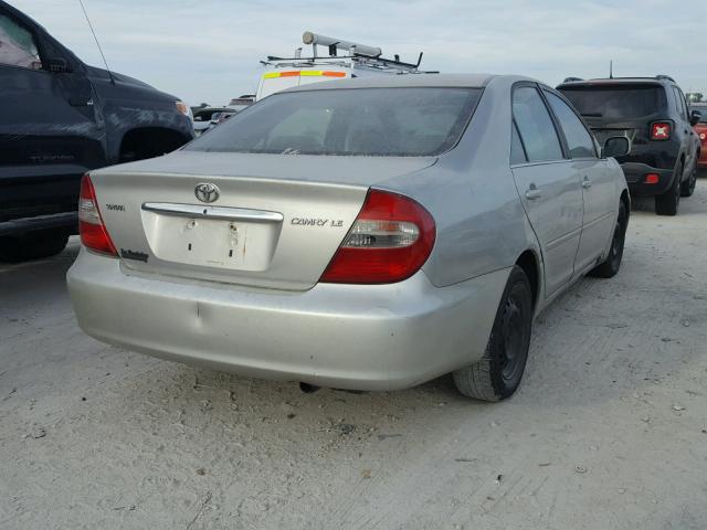 4T1BE32K14U831916 - 2004 TOYOTA CAMRY LE GOLD photo 4