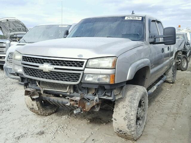 1GCHK33266F129247 - 2006 CHEVROLET SILVERADO SILVER photo 2