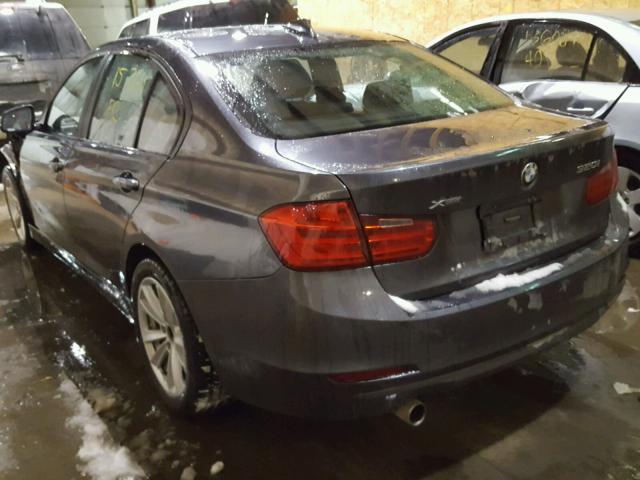 WBA3C3C58DF981448 - 2013 BMW 320 I GRAY photo 3