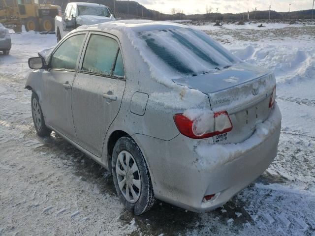 2T1BU4EE7BC706917 - 2011 TOYOTA COROLLA BA SILVER photo 3