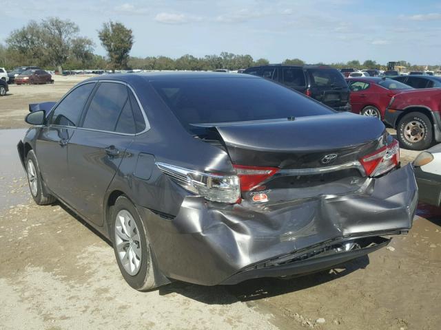 4T1BF1FK5GU513541 - 2016 TOYOTA CAMRY LE GRAY photo 3