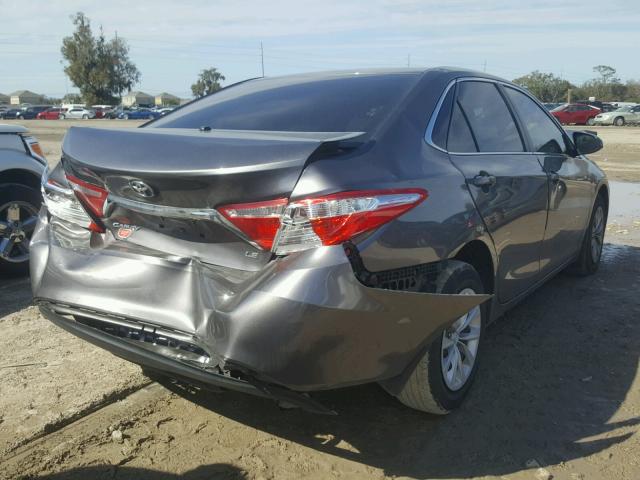 4T1BF1FK5GU513541 - 2016 TOYOTA CAMRY LE GRAY photo 4