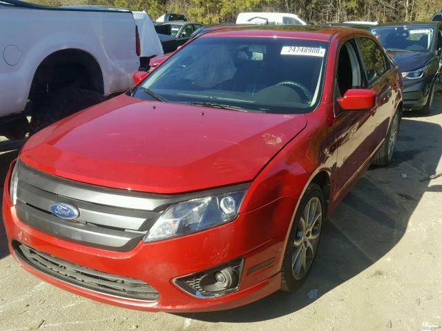 3FAHP0HA4CR154233 - 2012 FORD FUSION SE RED photo 2