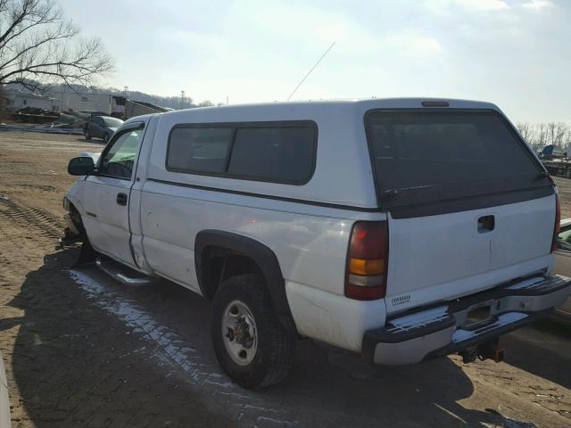 1GCHC24U11E191239 - 2001 CHEVROLET SILVERADO WHITE photo 3