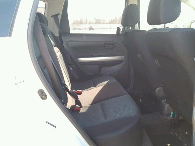 JTKKT624360162452 - 2006 TOYOTA SCION XA WHITE photo 6