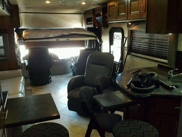 4UZAAJDT6DCFD9457 - 2013 FREIGHTLINER CHASSIS XC შავი ფოტო 9