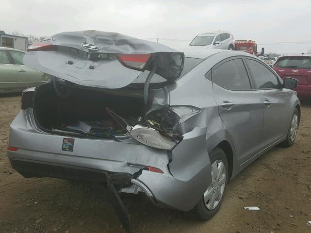 5NPDH4AE3GH676080 - 2016 HYUNDAI ELANTRA SE GRAY photo 4