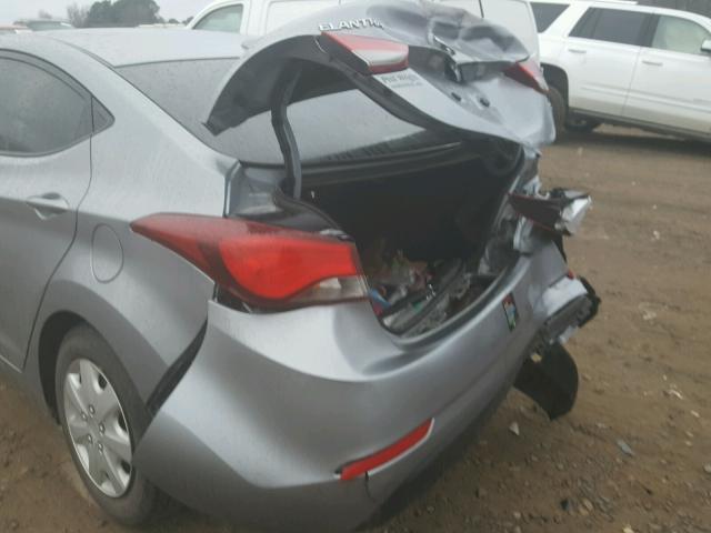 5NPDH4AE3GH676080 - 2016 HYUNDAI ELANTRA SE GRAY photo 9