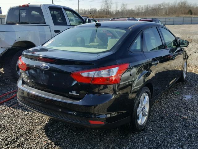 1FADP3F26EL395823 - 2014 FORD FOCUS SE BLACK photo 4