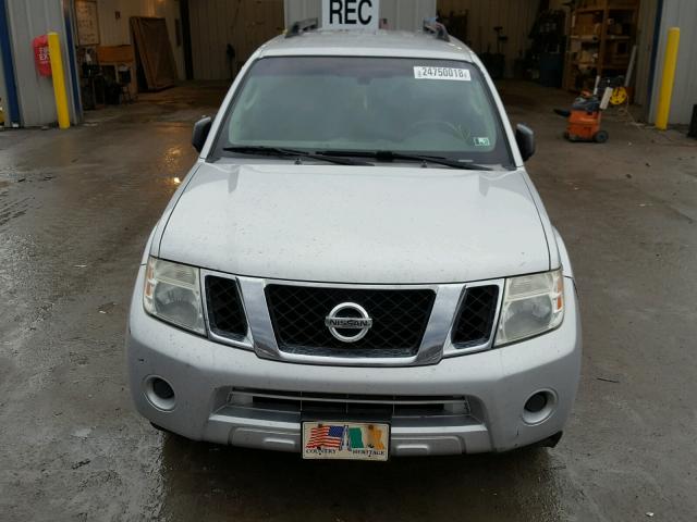 5N1AR18B29C610270 - 2009 NISSAN PATHFINDER SILVER photo 9