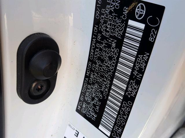 JTDKARFP7H3000425 - 2017 TOYOTA PRIUS PRIM თეთრი ფოტო 10