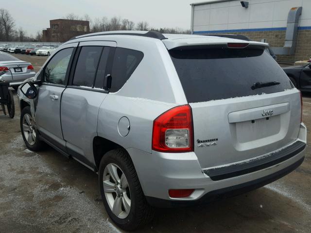 1C4NJDBB4DD271697 - 2013 JEEP COMPASS SP SILVER photo 3