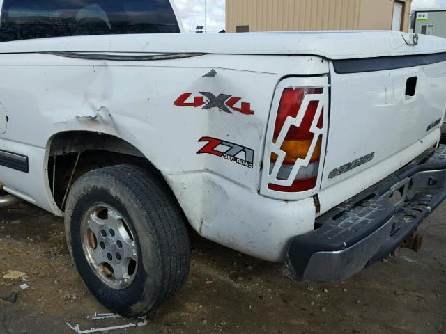 2GCEK19TX21243874 - 2002 CHEVROLET SILVERADO WHITE photo 9